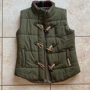 Legendary Whitetails Olive Green Quilted Vest